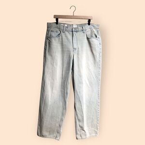 Universal Thread Women’s Mid-Rise 90s Baggy Jeans Vintage Light Wash Size 14